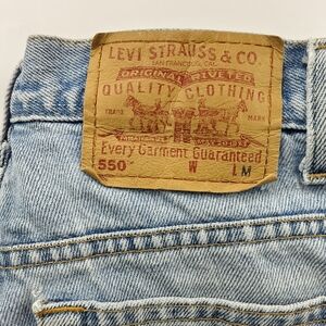 Vintage Levi's 550 High Rise Relaxed Straight Jeans Women W26 27 Light Wash 80s